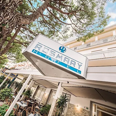 Otel Rosmary 2*